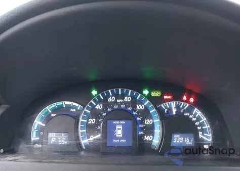 2013 Toyota Camry Hybrid Xle z USA, uszkodzony, nr VIN 4T1BD1FK8DU073669